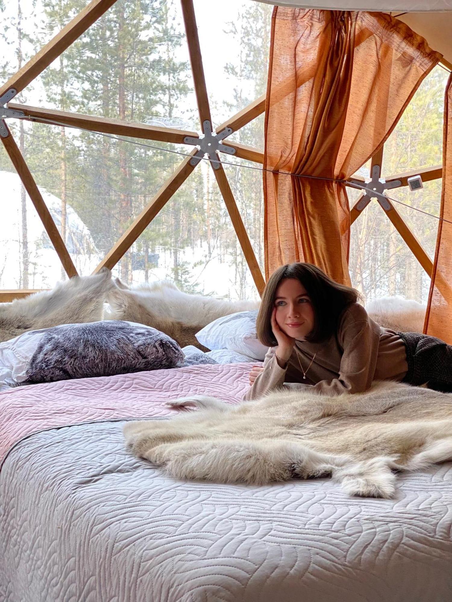 Aurora Igloo Fireplace-Heated Tents In A Secret Forest With Private Jacuzzi And Shared Sauna Bathroom And Dog Friendly Rovaniemi Eksteriør bilde